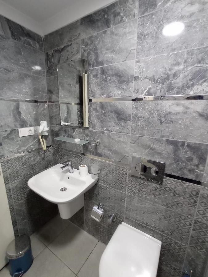 Emin Konak Hotel Istanboel Buitenkant foto